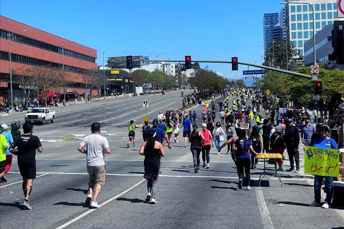 The 37th LA Marathon Crosses the Finish Line