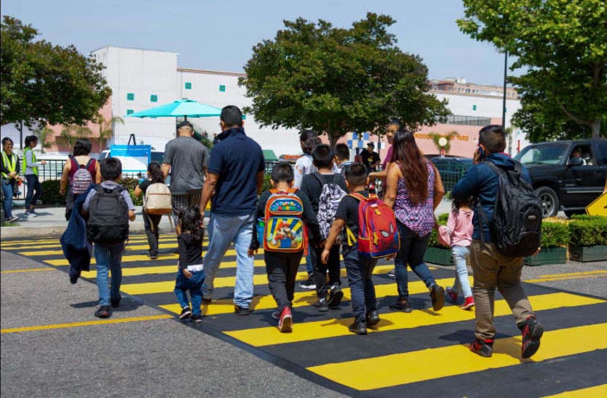 LADOT Receives Awards For Safe Routes To School and Changing Lanes Study