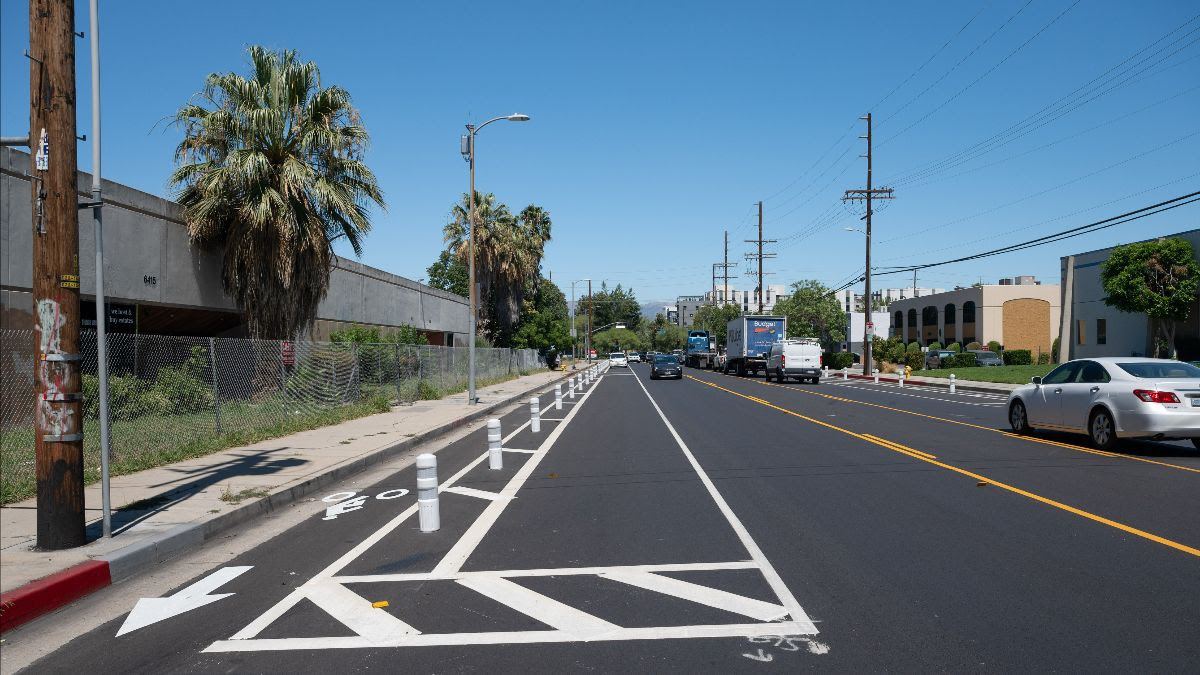 New Bike Lane on Variel Ave. Expands Bike Network